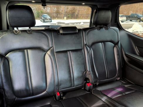 Used 2022 Jeep Wagoneer Series II w/ Flexible Seating Group image 14