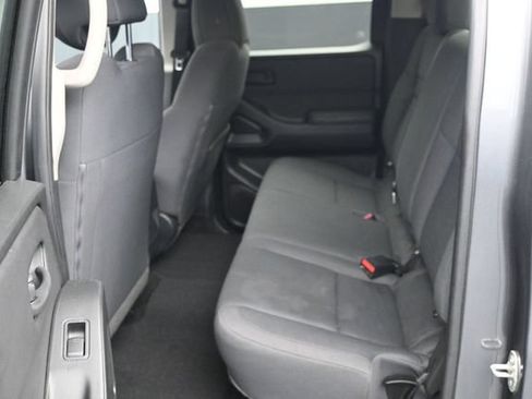 Used 2024 Nissan Frontier S AWD/4WD image 5