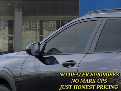 New 2026 Chevrolet Trax LT w/ Driver Confidence Package image 12