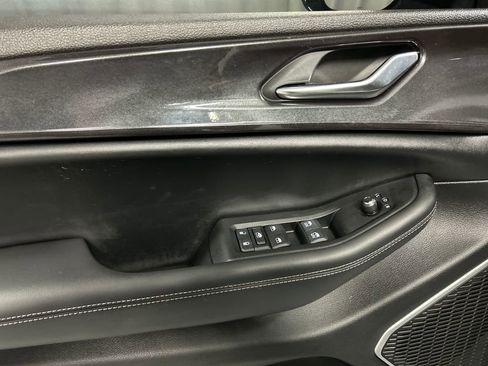 Used 2022 Jeep Grand Cherokee Altitude image 14