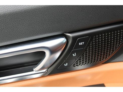 Used 2023 Kia Telluride SX image 19