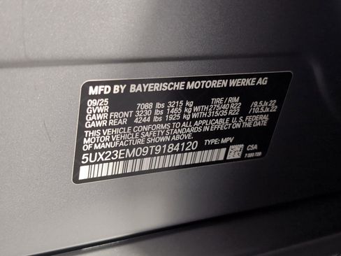 Used 2026 BMW X7 xDrive40i w/ M Sport Package image 18