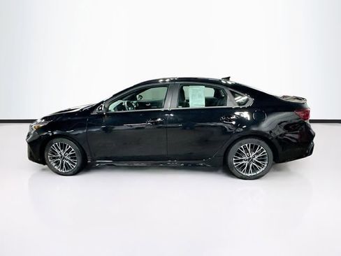 Used 2023 Kia Forte GT-Line w/ GT-Line Premium Package FWD image 4