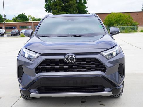 Used 2022 Toyota RAV4 SE w/ Convenience Package AWD/4WD image 8