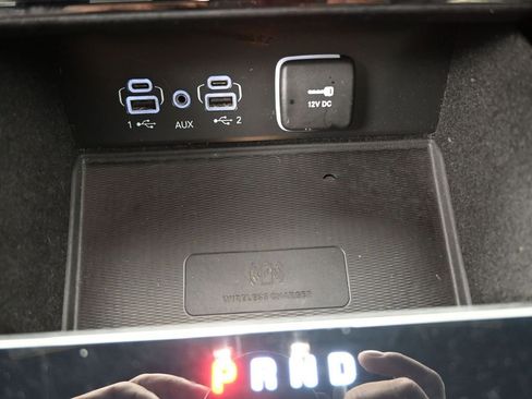 Used 2021 Jeep Grand Cherokee L Laredo image 9