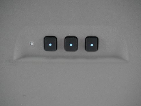 Used 2013 Buick LaCrosse Leather image 18