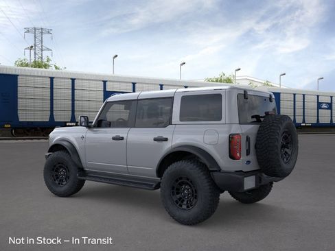 New 2026 Ford Bronco Outer Banks w/ Sasquatch Package AWD/4WD image 4