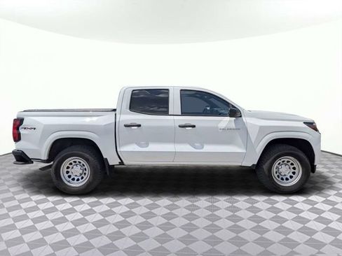 Used 2023 Chevrolet Colorado W/T w/ WT Convenience Package II AWD/4WD image 3