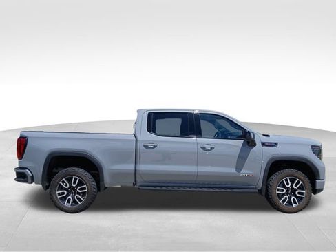 Used 2024 GMC Sierra 1500 AT4 w/ Technology Package AWD/4WD image 6