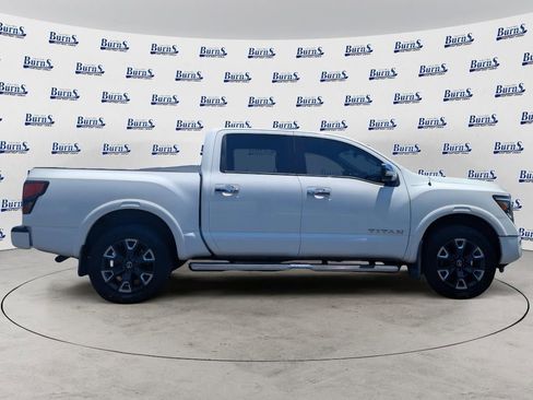 Used 2021 Nissan Titan Platinum Reserve w/ Moonroof Package AWD/4WD image 2