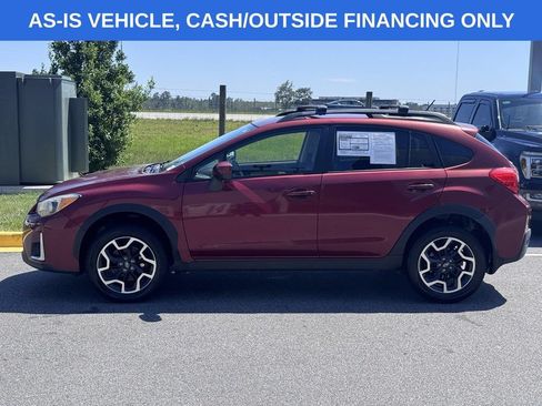 Used 2017 Subaru Crosstrek 2.0i Premium w/ Popular Package #1 AWD/4WD image 4
