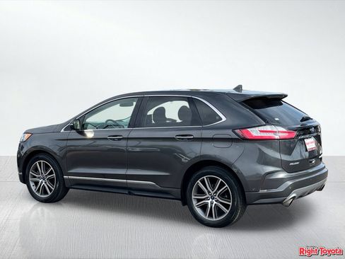 Used 2019 Ford Edge Titanium w/ Equipment Group 301A FWD image 4
