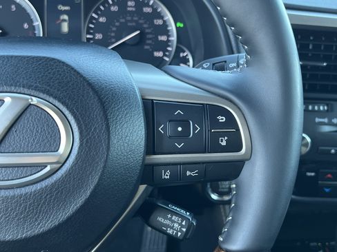 Used 2017 Lexus RX 350 AWD w/ Premium Package image 18