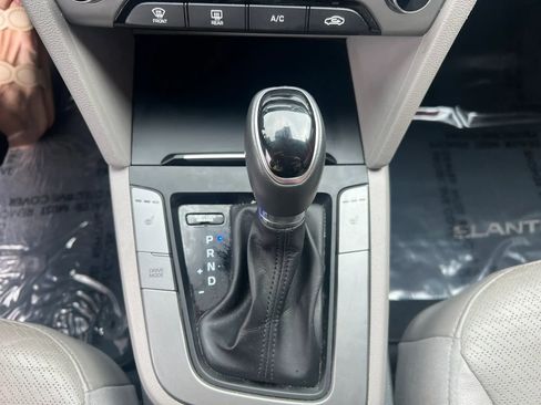 Used 2017 Hyundai Elantra Limited w/ Limited Ultimate Package 05 FWD image 14