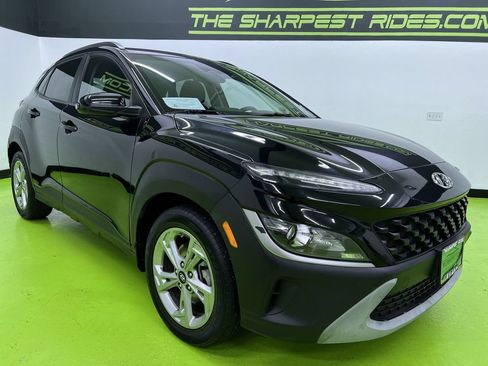 Used 2023 Hyundai Kona SEL w/ Cargo Package AWD/4WD image 2