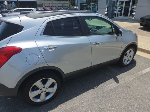 Used 2016 Buick Encore Convenience FWD image 7