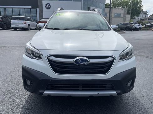 Used 2020 Subaru Outback Touring AWD/4WD image 2