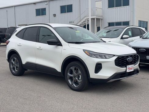New 2026 Ford Escape ST-Line w/ Tech Pack #1 image 2