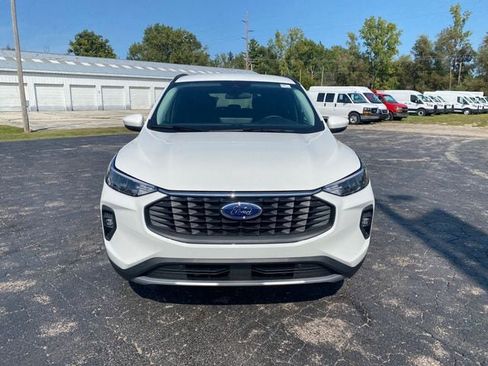 New 2025 Ford Escape SE image 11
