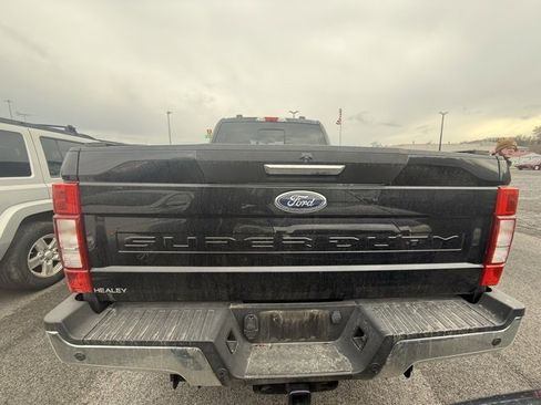 Used 2021 Ford F350 XLT w/ XLT Premium Package image 4