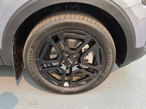 Certified 2024 Kia Telluride SX X-Line AWD/4WD image 9