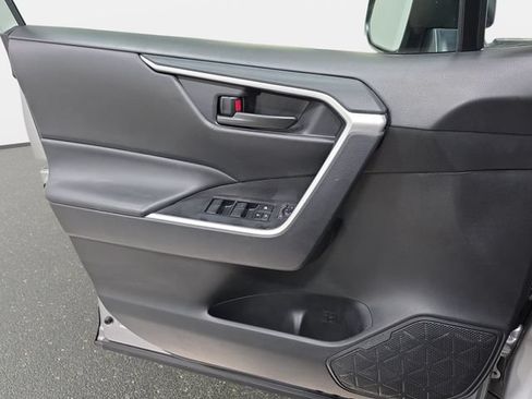 Certified 2025 Toyota RAV4 LE FWD image 24