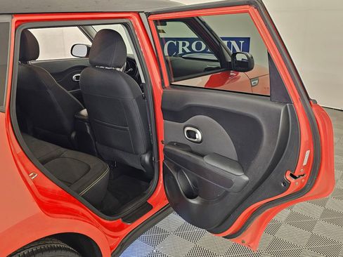 Used 2016 Kia Soul + w/ Designer's Package image 28