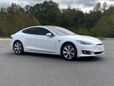 Used 2020 Tesla Model S AWD image 1