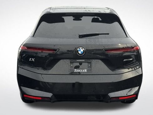 New 2026 BMW iX xDrive60 image 8