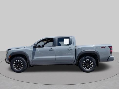 Used 2022 Nissan Frontier PRO-4X AWD/4WD image 6
