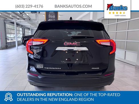 Certified 2022 GMC Terrain SLE w/ Driver Convenience Package AWD/4WD image 5