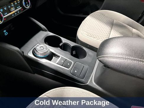 Used 2022 Ford Escape SE w/ SE Sport Appearance Package AWD/4WD image 24