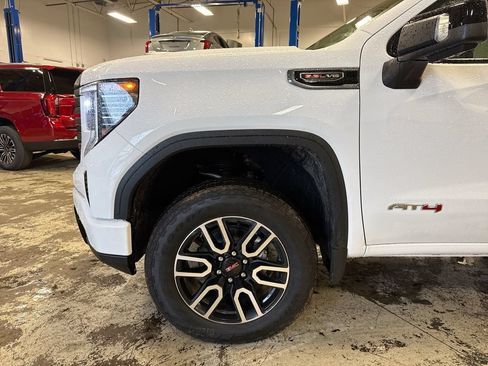 New 2026 GMC Sierra 1500 AT4 w/ AT4 Premium Package AWD/4WD image 30