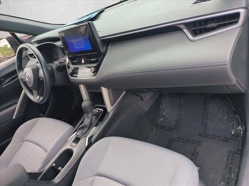Used 2024 Toyota Corolla Cross AWD Hybrid image 21
