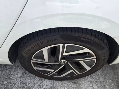 Used 2023 Volkswagen Jetta SEL FWD image 8