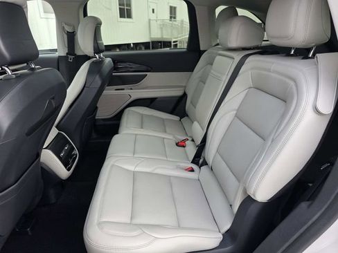 New 2026 Lincoln Nautilus Premier w/ Equipment Group 102A image 7