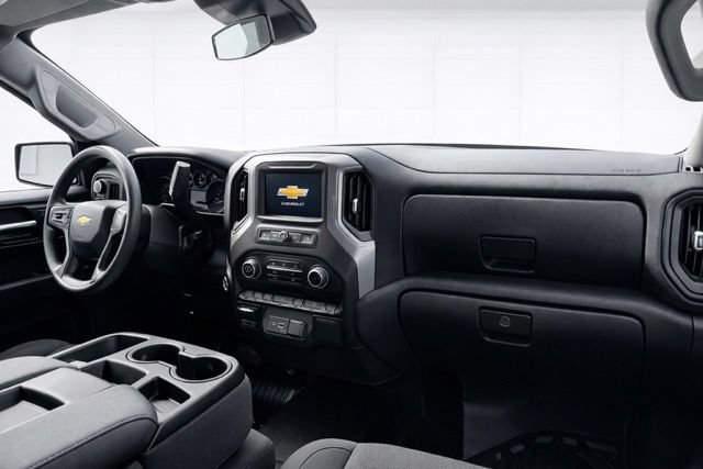 Used 2024 Chevrolet Silverado 1500 Custom AWD/4WD image 18