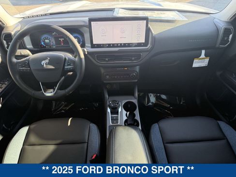 New 2025 Ford Bronco Sport Outer Banks AWD/4WD image 16