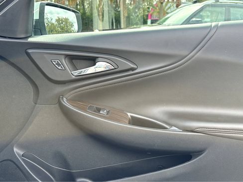 Used 2024 Chevrolet Malibu LT image 13