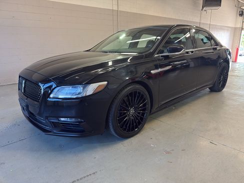 Used 2017 Lincoln Continental Reserve w/ Climate Package AWD/4WD image 3