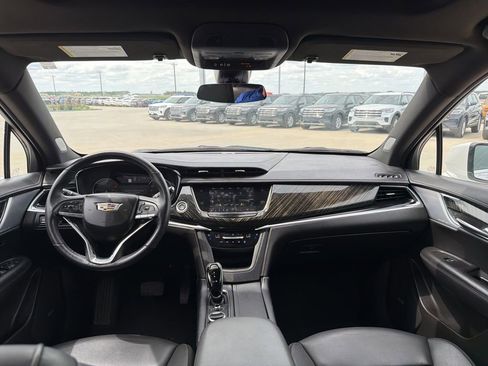 Used 2023 Cadillac XT6 Premium Luxury AWD/4WD image 18