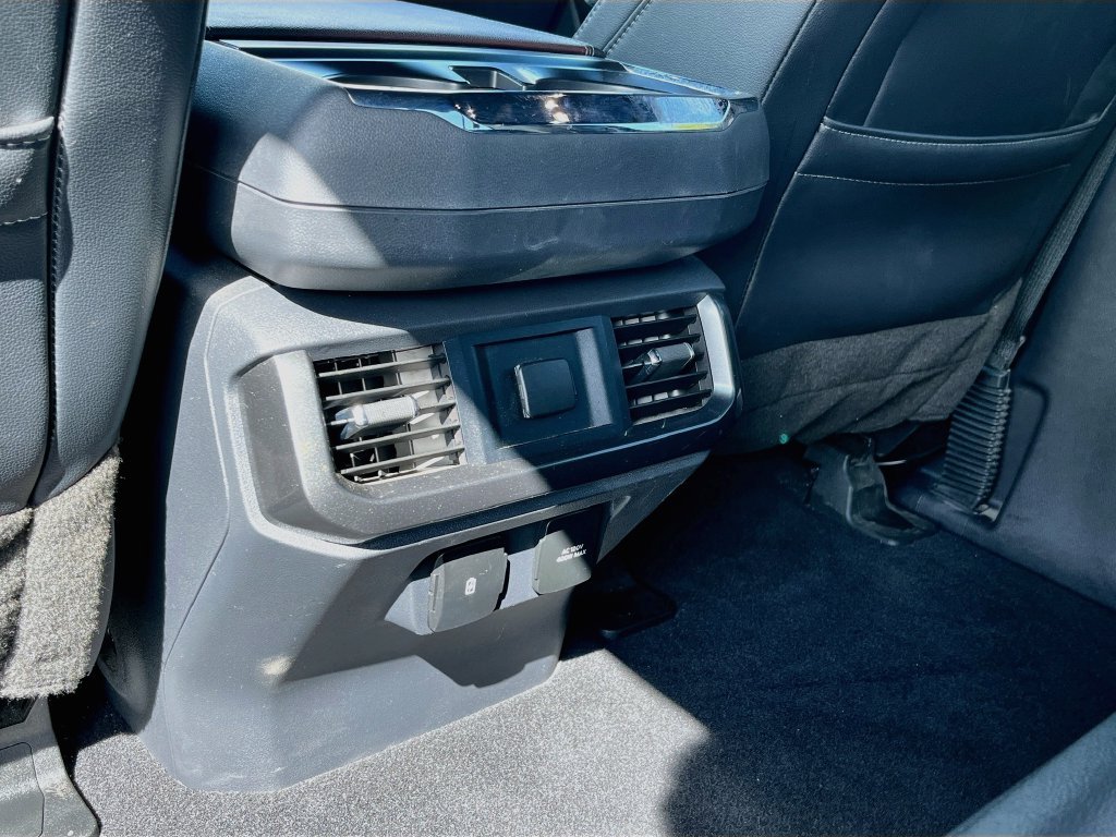 Used 2023 Ford F150 Lariat AWD/4WD image 26