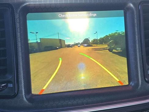 Used 2018 Dodge Challenger GT image 4