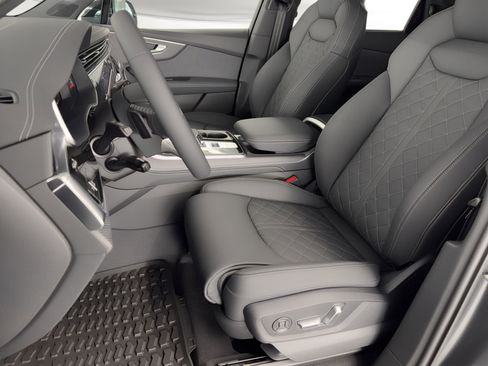 New 2026 Audi SQ7 Premium Plus AWD/4WD image 5