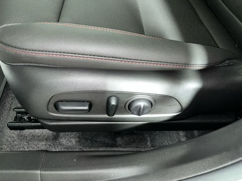 Used 2025 Chevrolet Trax RS w/ Driver Confidence Package FWD image 14
