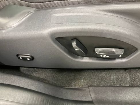 Used 2017 Volvo XC60 T6 Inscription w/ Protection Package AWD/4WD image 38