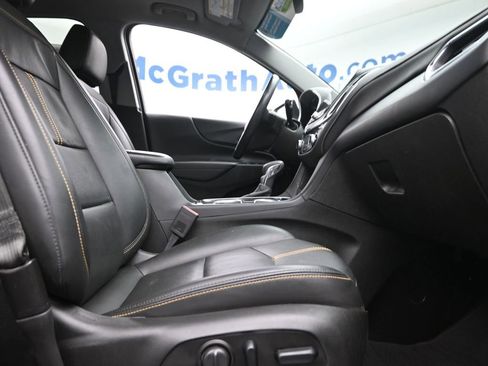 Used 2022 Chevrolet Equinox Premier image 7