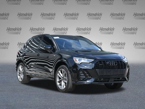 New 2025 Audi Q3 2.0T Premium image 2