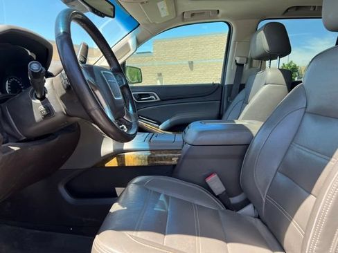 Used 2017 GMC Yukon Denali w/ Open Road Package AWD/4WD image 11
