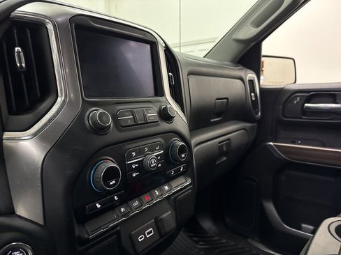 Used 2020 Chevrolet Silverado 1500 LT w/ Texas Edition image 31